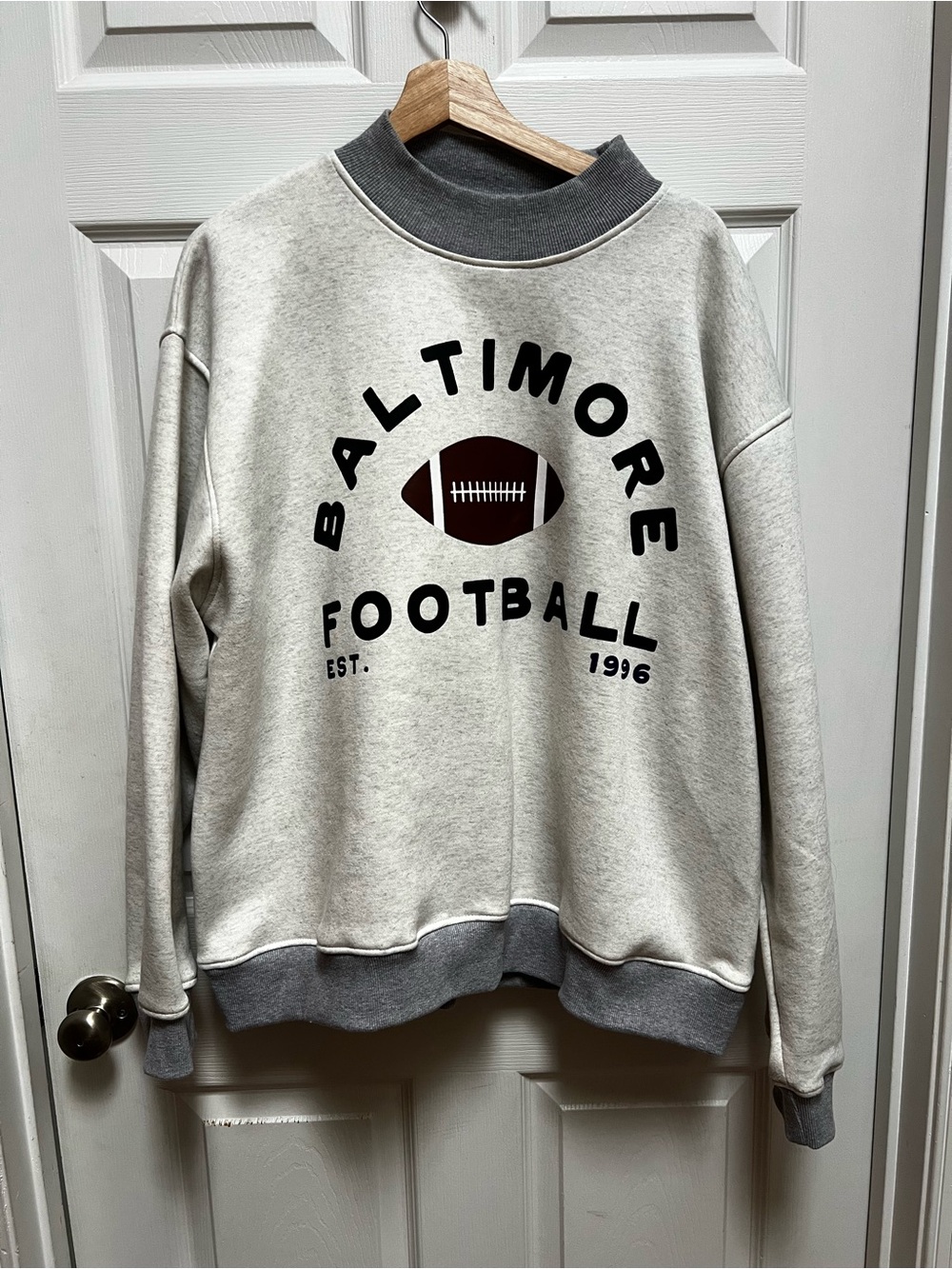 Baltimore Football Graphic Crewneck Sweatshirt - Gray